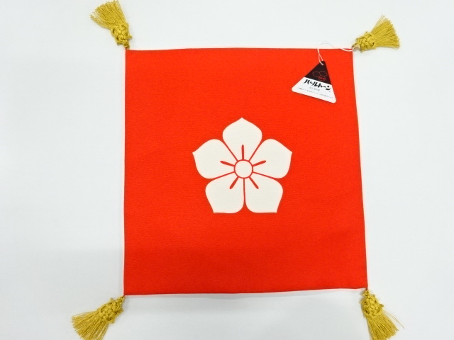 JAPANESE​ KIMONO​ /​ VINTAGE​ FUKUSA​ / FAMILY CREST